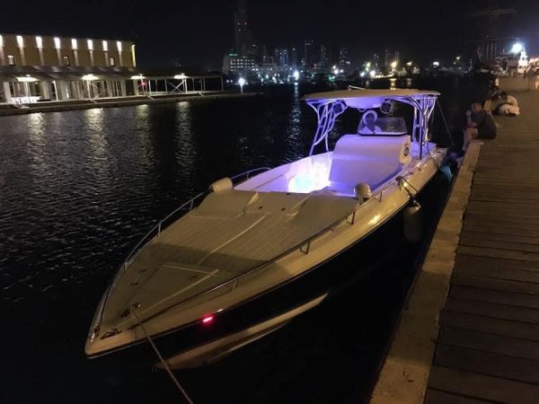 bote lancha yate baytours